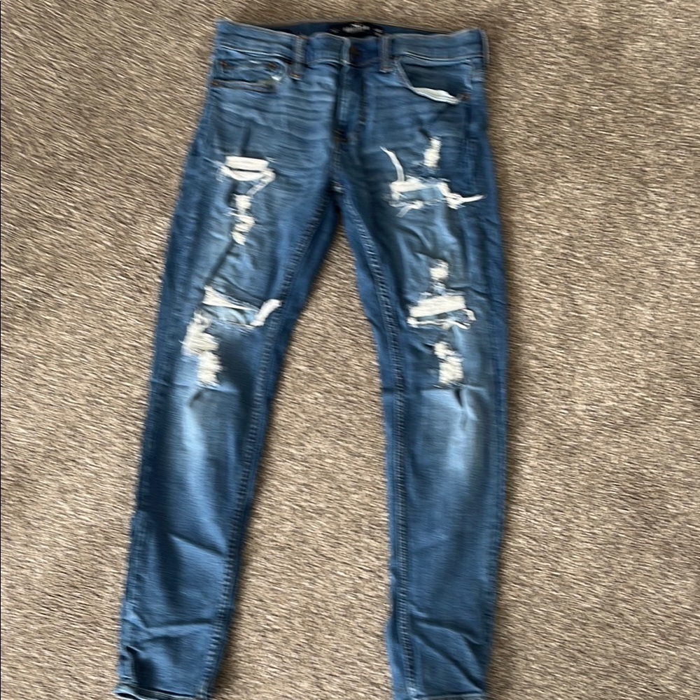 Women’s Hollister distressed jeans